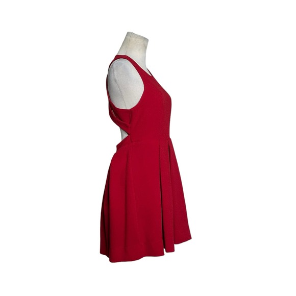 Lulu*s red sleeveless back cut out mini dress size M - Picture 5 of 11